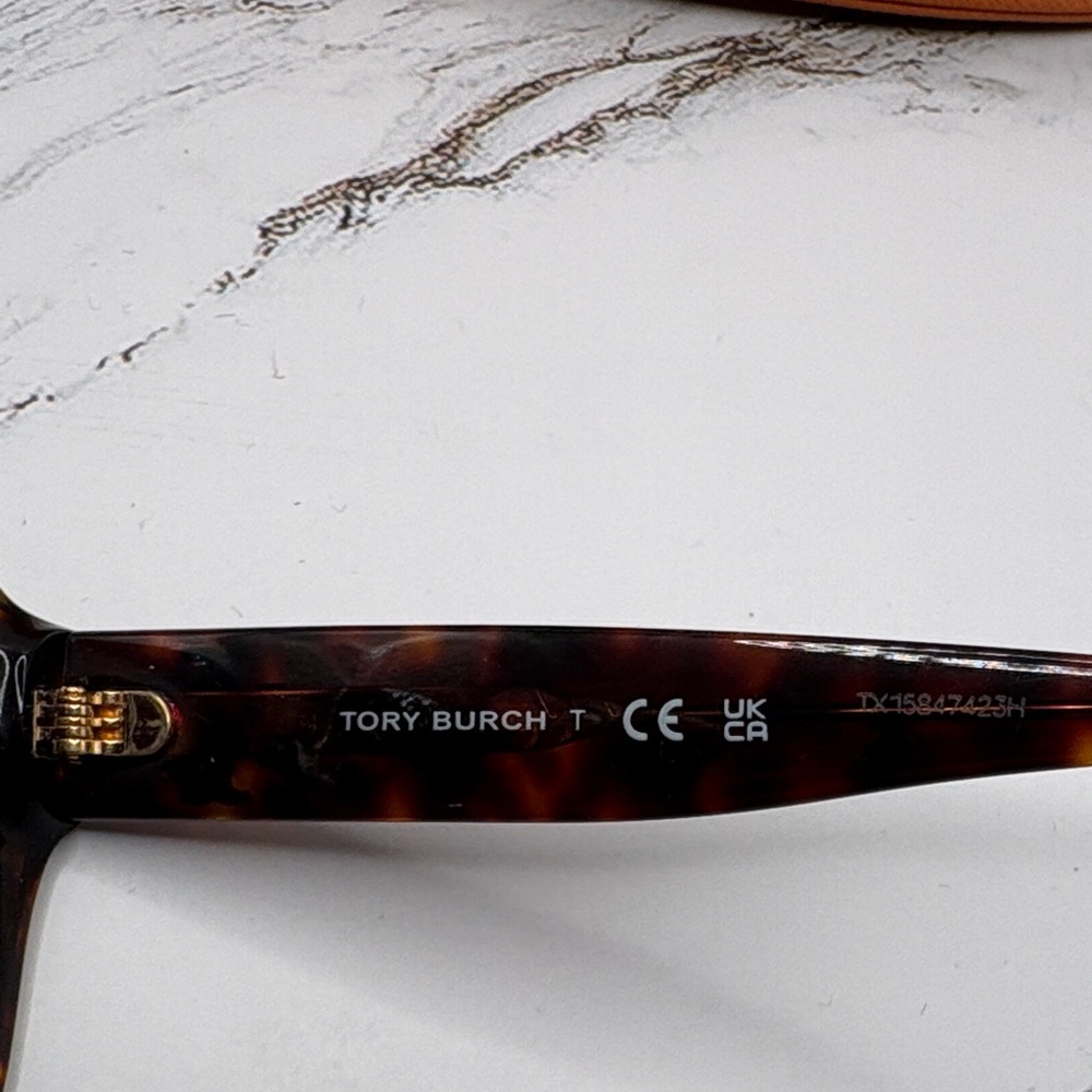 Tory Burch Tortoise Sunglasses with Orange Case - Picture 4 of 6